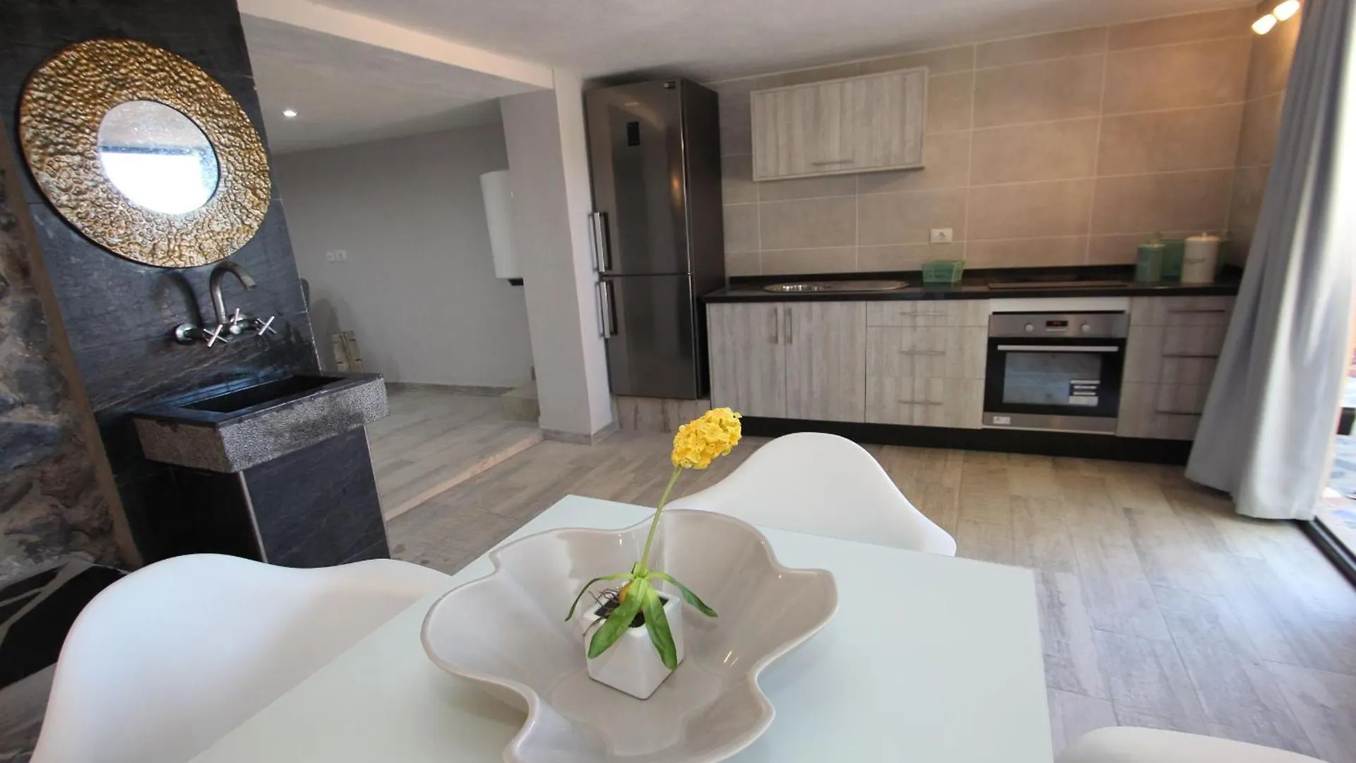 Apartment Ferienwohnung In Guia De Isora, Teneriffa